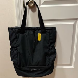 NWT Beyond Yoga Convertible Gym Bag
